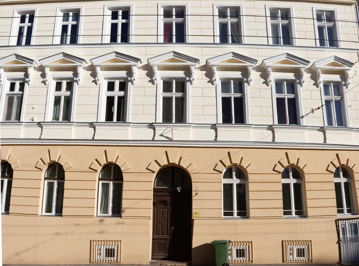 Best Neighbour Apartment Budapeste Exterior foto